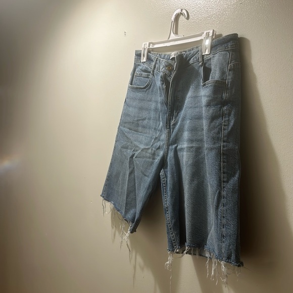 Zara Shorts - Picture 1 of 5
